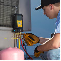 SM380V-sman-Refrigerant-Manifold-3-port-wireless-FIELDPIECE 