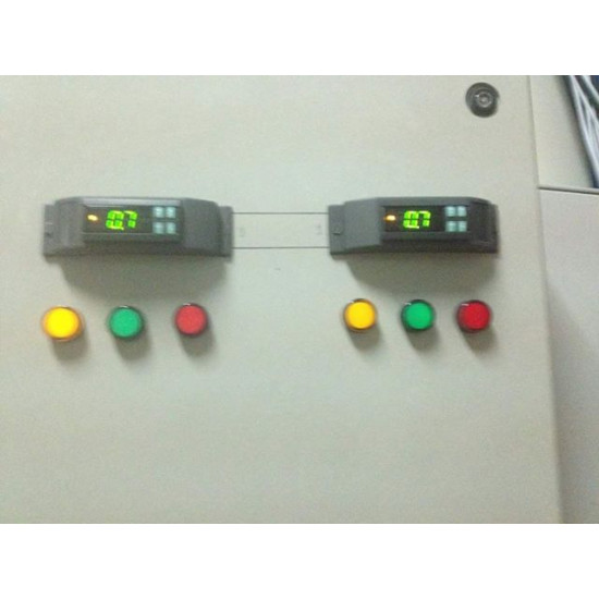 SLOT OF PLASTIC ELECTRONIC CONTROLLER "ACRTOOLS" SLOT OF PLASTIC ELECTRONIC CONTROLLER "ACRTOOLS"
